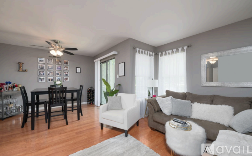 2303 Gulfstream Way 2 Beds Townhouse for Rent - Photo gallery 4