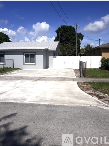 2379 NW 102nd St 1 Apartment for Rent - Photo gallery 1