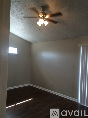 2224 Pasadena Ave 1 Apartment for Rent - Photo gallery 4