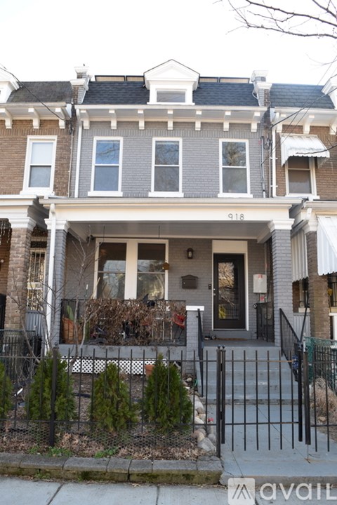 918 Hamilton Street Northwest 4 Beds Apartment for Rent