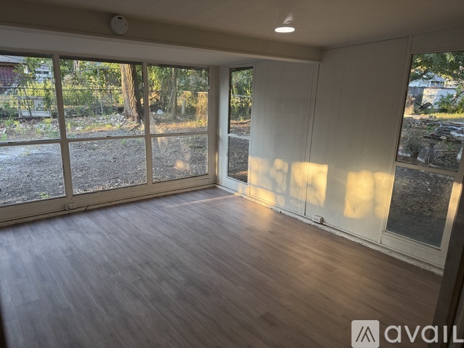 313 Taurus Drive 3 Beds Single Family Home for Rent - Photo gallery 2