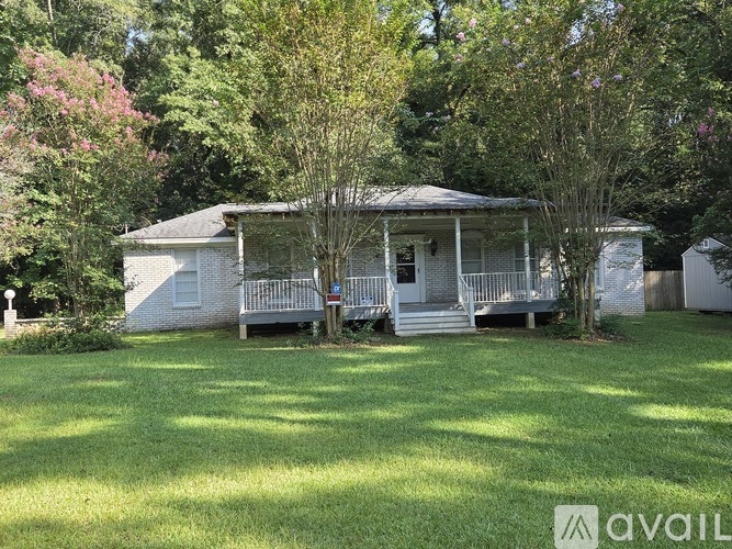 21 Tucker Circle 2 Beds Single Family Home for Rent - Photo gallery 1