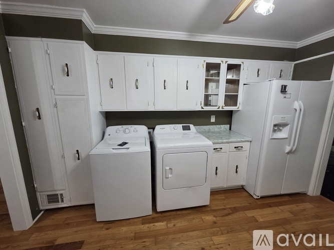 21 Tucker Circle 2 Beds Single Family Home for Rent - Photo gallery 4