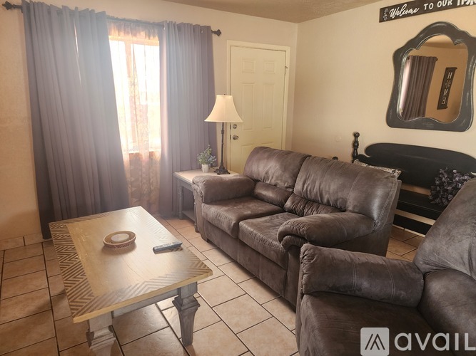 1910 San Juan Avenue 3 Beds Single Family Home for Rent - Photo gallery 5
