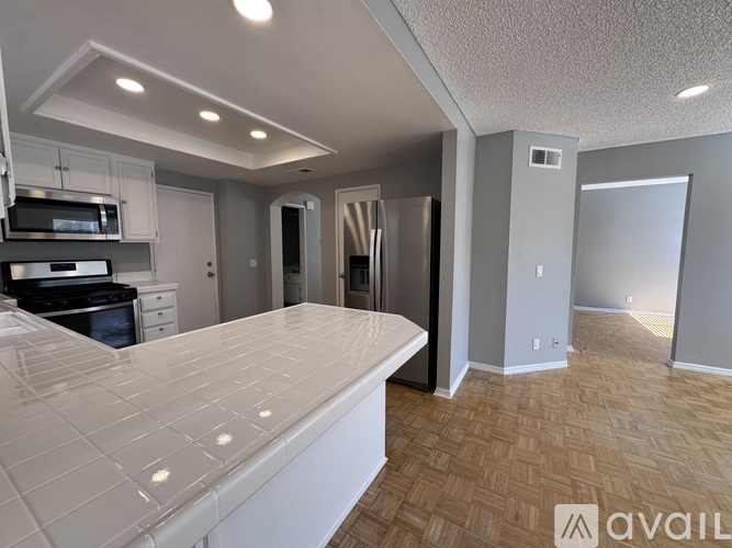 10257 Via Pavon 3 Beds Single Family Home for Rent - Photo gallery 5