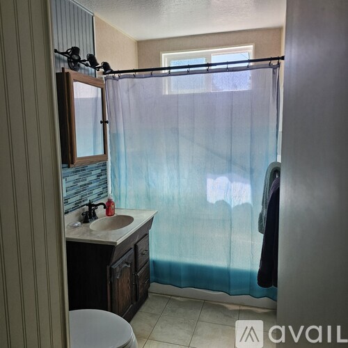28 Meadow Way 3 Beds Single Family Home for Rent - Photo gallery 1
