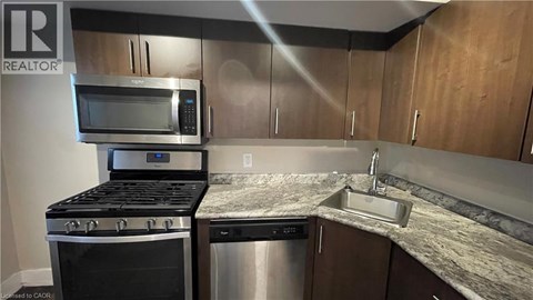 4 OTTAWA Street N Unit# 2 1 Apartment for Rent