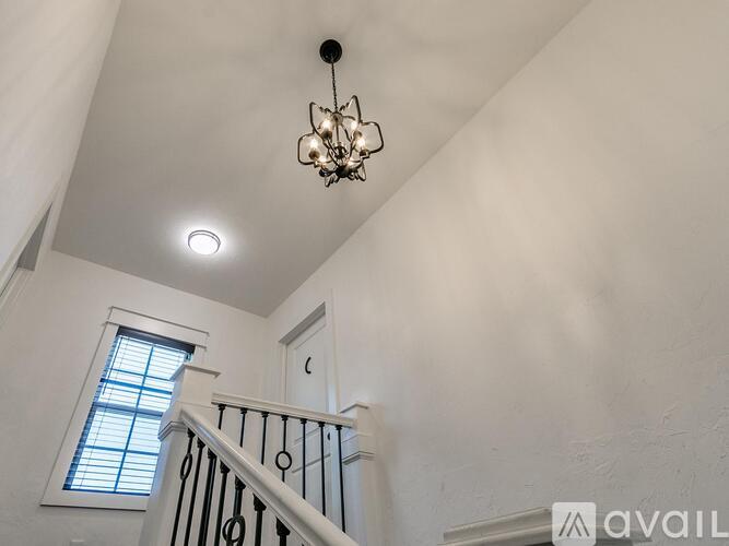 2409 North Robinson Avenue 1 Apartment for Rent - Photo gallery 4