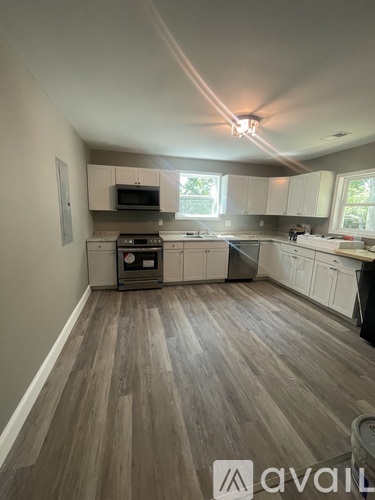 4718 James St 1 Apartment for Rent - Photo gallery 4