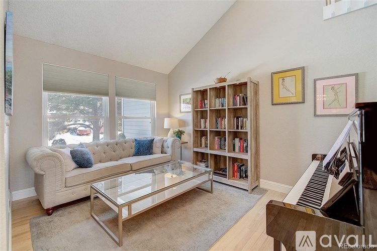 1714 Foxfield Drive 5 Beds Single Family Home for Rent - Photo gallery 3