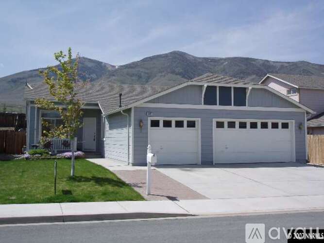 8060 Monterey Shores Drive 3 Beds Single Family Home for Rent - Photo gallery 1