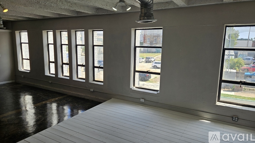 710 Crockett Street 1 Apartment for Rent - Photo gallery 3