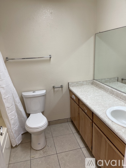 4428 White Lane 3 Beds Single Family Home for Rent - Photo gallery 2