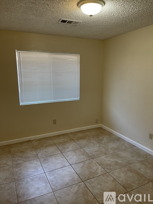 924 Kyner Ave 3 Beds Single Family Home for Rent - Photo gallery 1