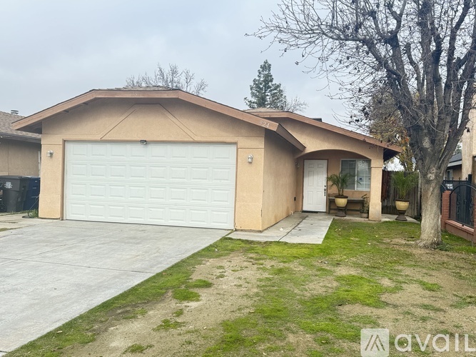 924 Kyner Ave 3 Beds Single Family Home for Rent - Photo gallery 2