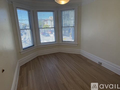 285 30Th Street 2 Beds Apartment for Rent