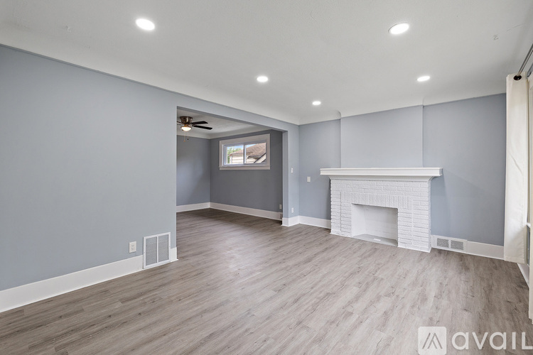 14172 Strathmoor Street 2 Beds Single Family Home for Rent - Photo gallery 3