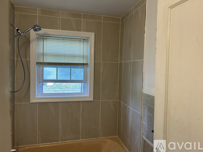 1493 Main St 3 Beds Single Family Home for Rent - Photo gallery 2