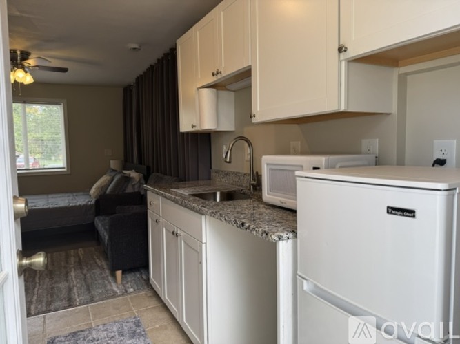 803 Culpeper Street Studio Apartment for Rent - Photo gallery 3