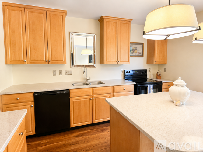 2524 Yorkdale Drive 3 Beds Single Family Home for Rent - Photo gallery 2