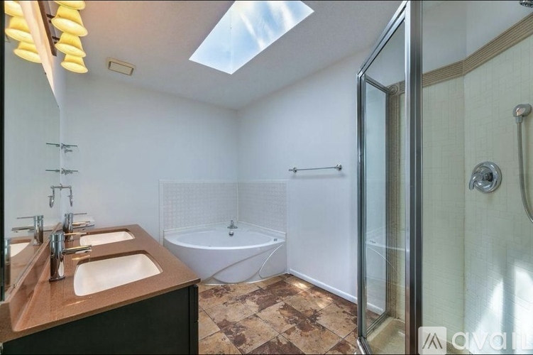7400 157th St W 4 Beds Single Family Home for Rent - Photo gallery 3