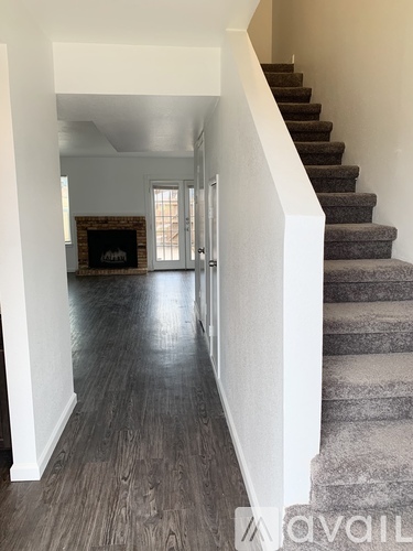 4002 Esters Rd 2 Beds Townhouse for Rent - Photo gallery 4