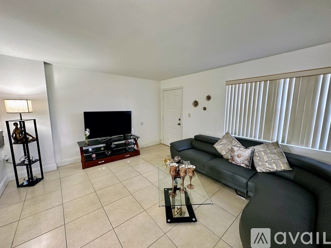 7510 Southwest 152nd Avenue 2 Beds Apartment for Rent - Photo gallery 2