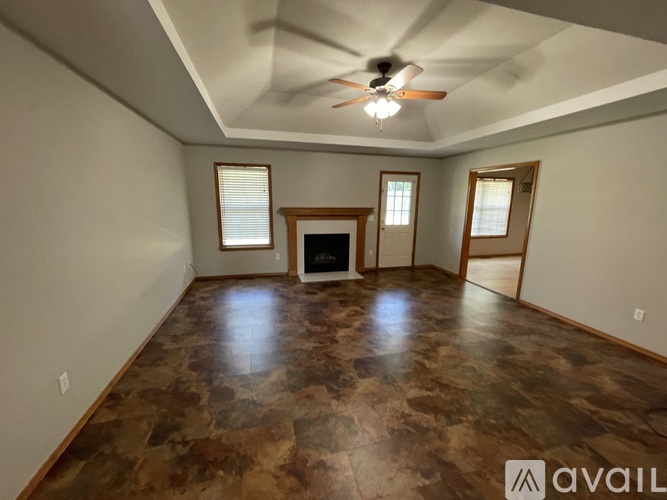 435 Cedarwood Ave 3 Beds Single Family Home for Rent - Photo gallery 2