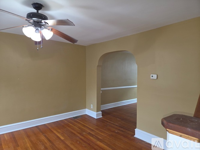 1050 Edgemore Rd 3 Beds Single Family Home for Rent - Photo gallery 3