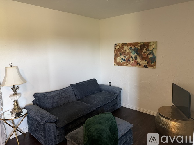 3633 South Galveston Avenue 2 Beds Single Family Home for Rent - Photo gallery 5