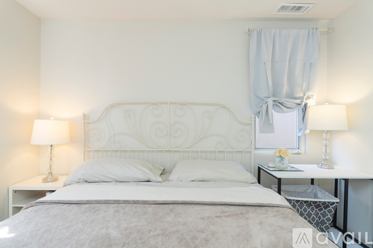 73 Alevera 3 Beds Single Family Home for Rent - Photo gallery 4
