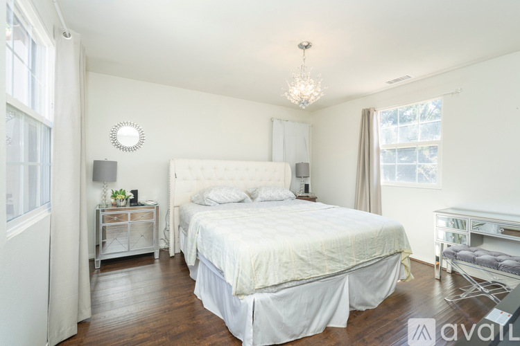 73 Alevera 3 Beds Single Family Home for Rent - Photo gallery 5