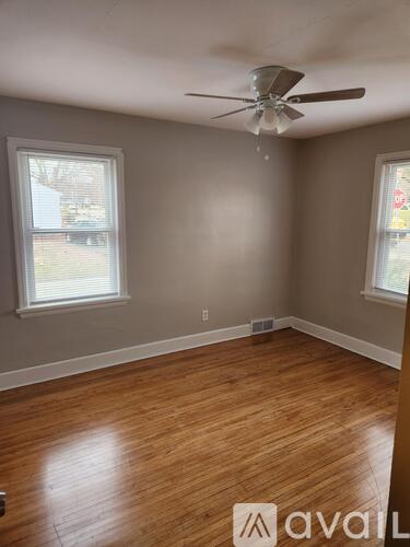 715 West College Avenue 3 Beds Single Family Home for Rent - Photo gallery 3