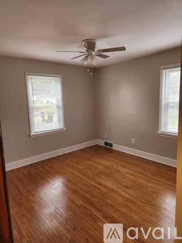 715 West College Avenue 3 Beds Single Family Home for Rent - Photo gallery 4