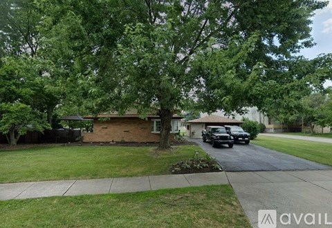 529 River Drive 3 Beds Apartment for Rent