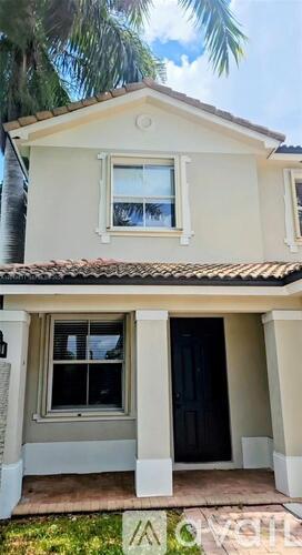4163 Northeast 11th Street 3 Beds Single Family Home for Rent - Photo gallery 3