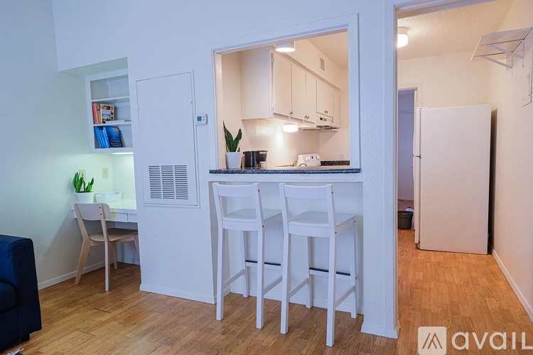 3000 Guadalupe St 1 Apartment for Rent - Photo gallery 1