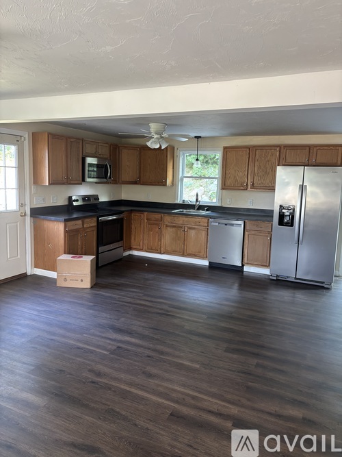 201C Tremont St 1 Single Family Home for Rent - Photo gallery 3
