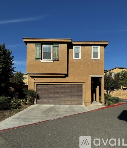 277 Bloomington Avenue 4 Beds Condo for Rent - Photo gallery 3