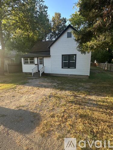 840 E Cherry St 2 Beds Single Family Home for Rent - Photo gallery 2