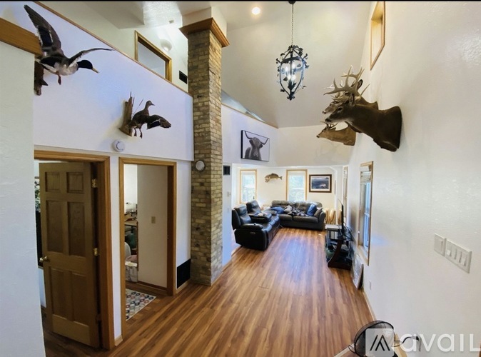 W1826 Main Street 3 Beds Single Family Home for Rent - Photo gallery 4