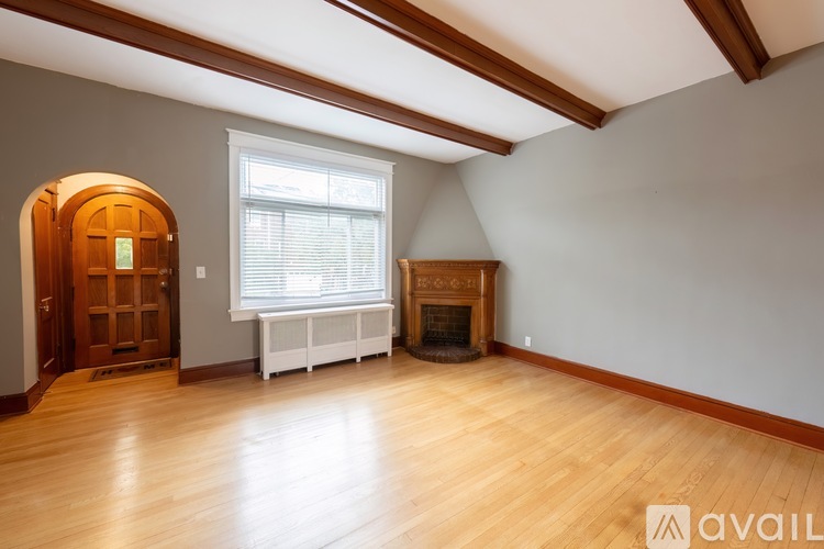 317 Ingraham Street Northwest 3 Beds Single Family Home for Rent - Photo gallery 4
