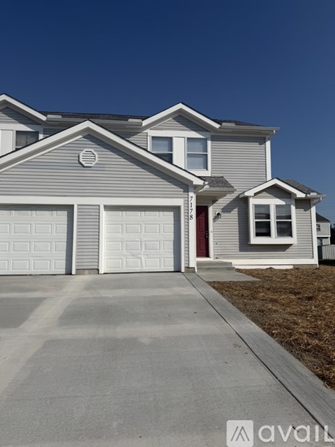 7178 Feather Ct 3 Beds Apartment for Rent