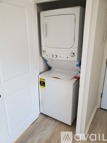9 Pulaski Street Studio Apartment for Rent - Photo gallery 3