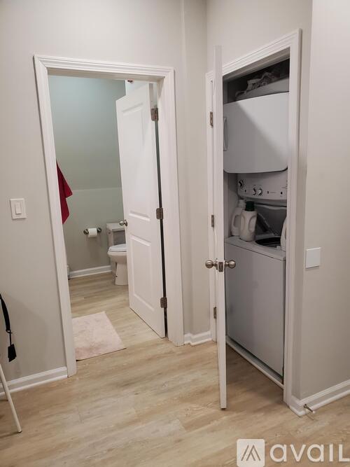 9 Pulaski Street Studio Apartment for Rent - Photo gallery 4