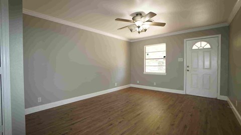 112 Cherokee St 3 Beds Apartment for Rent