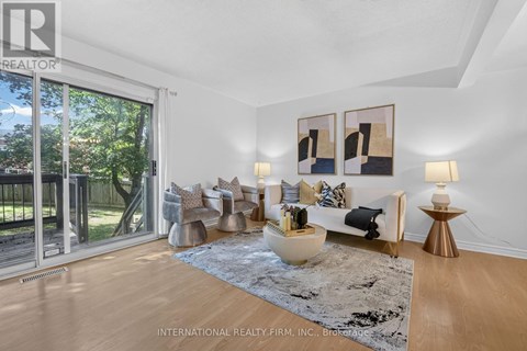 15 - 6855 GLEN ERIN DRIVE 4 Beds Apartment for Rent
