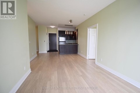 1667 - 23 COX BOULEVARD 3 Beds Apartment for Rent