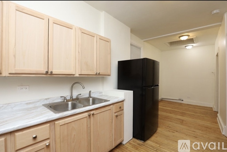 1916 S Sawyer Ave 1 Apartment for Rent - Photo gallery 3