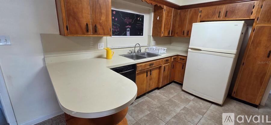 10209 North Valle Drive 4 Beds Single Family Home for Rent - Photo gallery 5